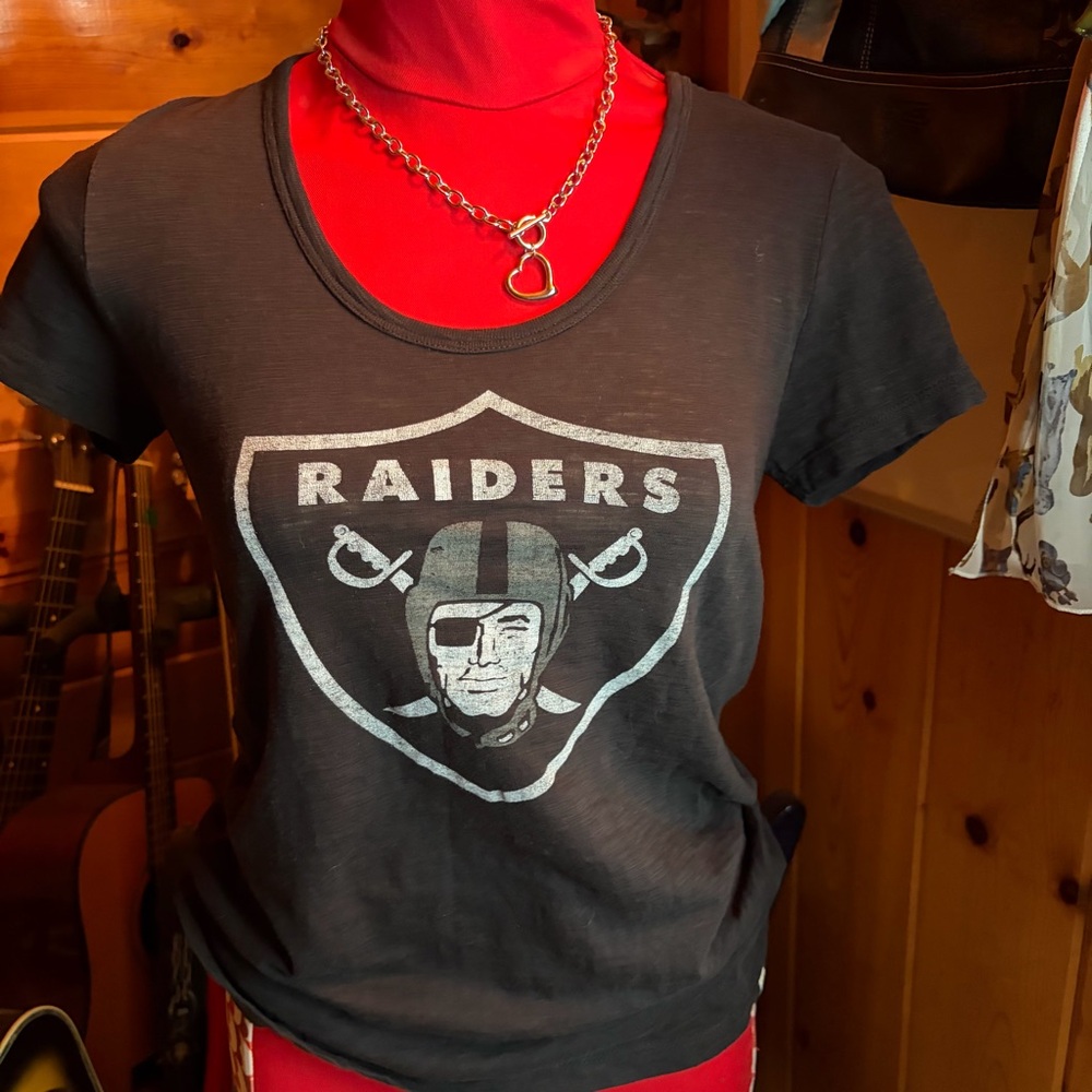 47 Women’s Shield Raiders Logo Tee Black Size Large